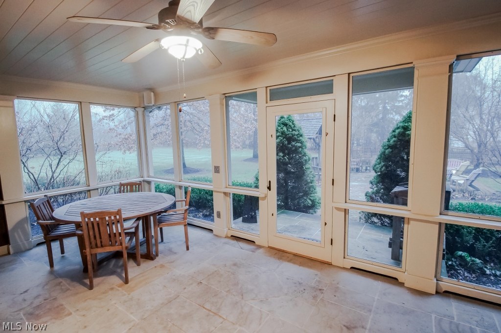 15232 Hemlock Point Road Chagrin Falls, OH 44022 - Photo 10 of 35