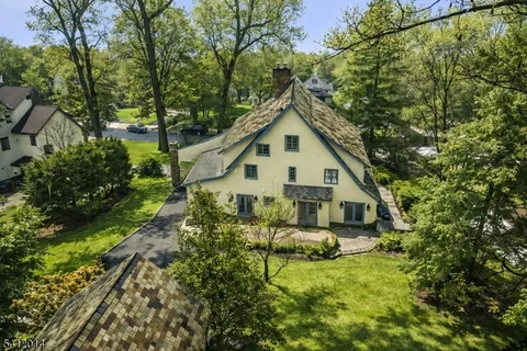 $1,299,000 | 148 Highland Avenue, Montclair, NJ 07042