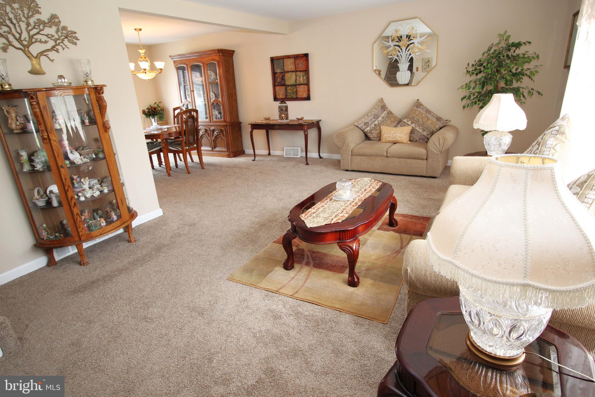829 Densmore Road Philadelphia, PA 19116 - Photo 8 of 36 Gallery Image 8