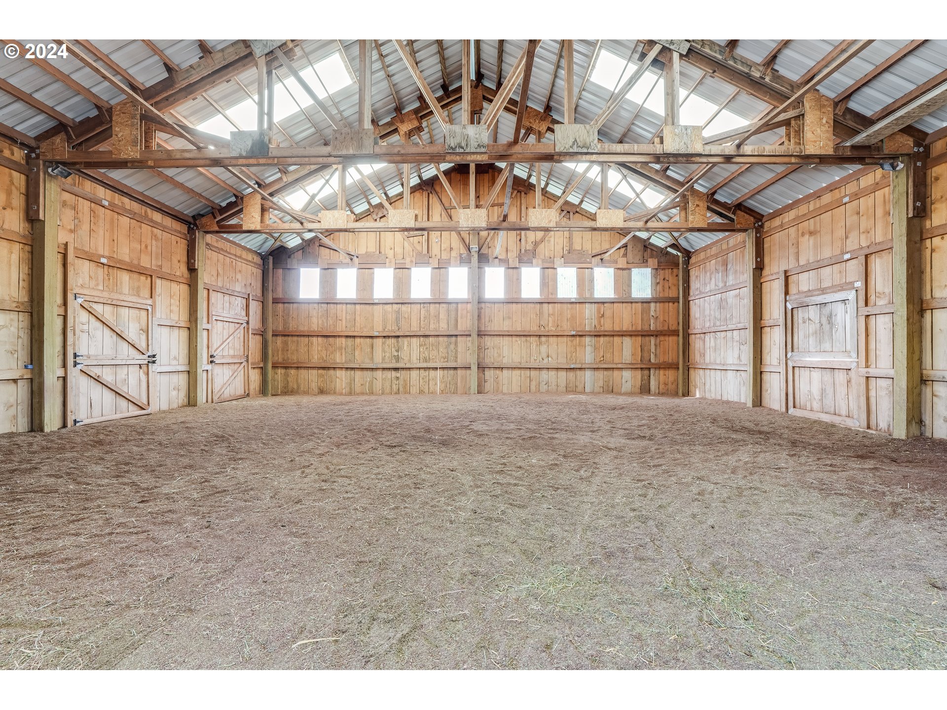 11 Deer Ridge Road Goldendale, WA 98620 - Photo 32 of 45 a view of a room with a garage