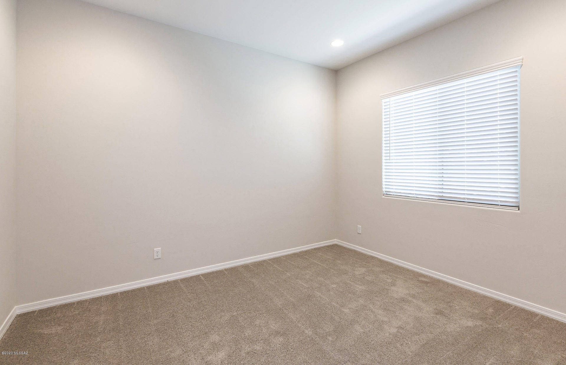 712 East Romsdalen Road Tucson, AZ 85755 - Photo 31 of 48
