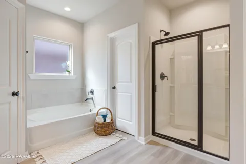 $250,000 | 124 Lightbourne Drive, Lafayette, LA 70506