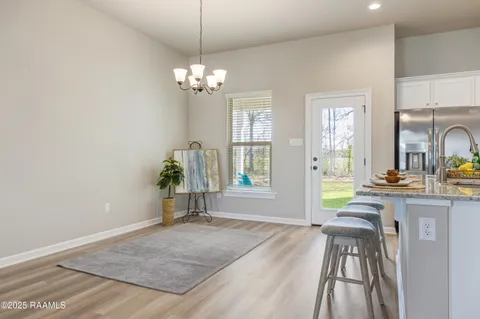 $250,000 | 124 Lightbourne Drive, Lafayette, LA 70506