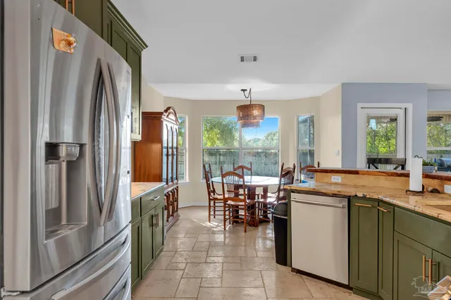 $480,000 | 6005 Chandelle Circle, Pensacola, FL 32507