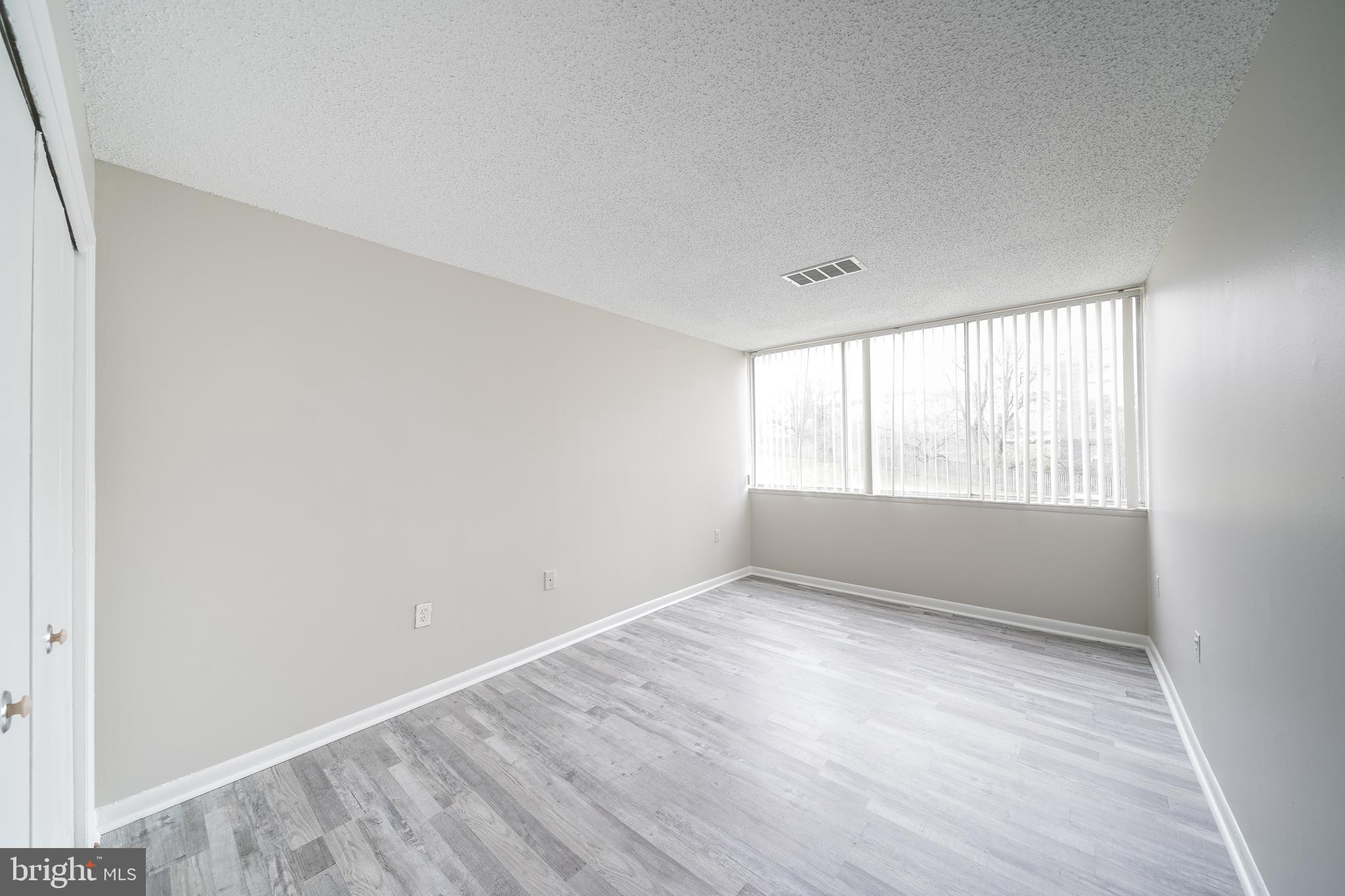 1824 Metzerott Road, Unit 208 Adelphi, MD 20783 - Photo 16 of 20