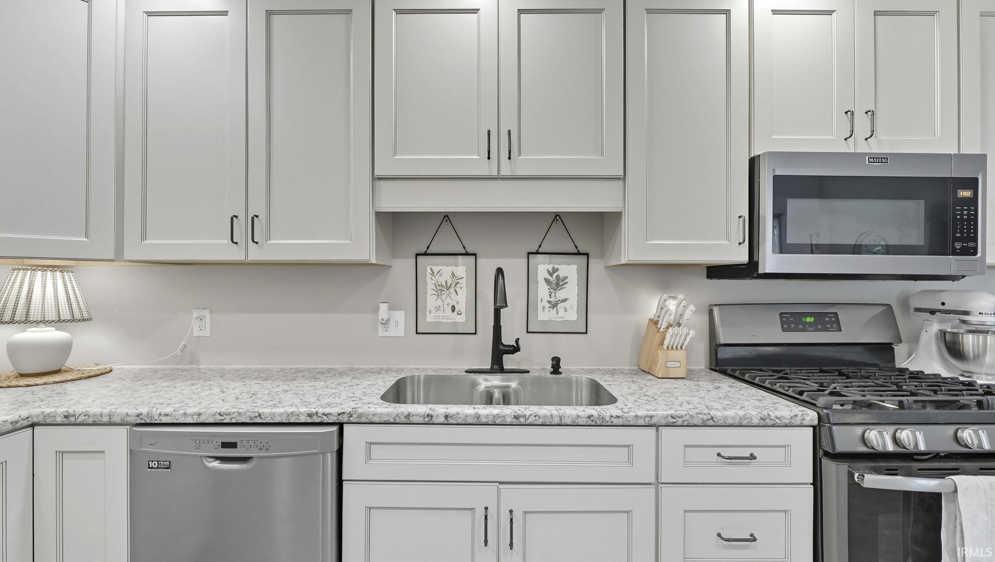 3484 North Hickory Road Decatur, IN 46733 - Photo 12 of 36