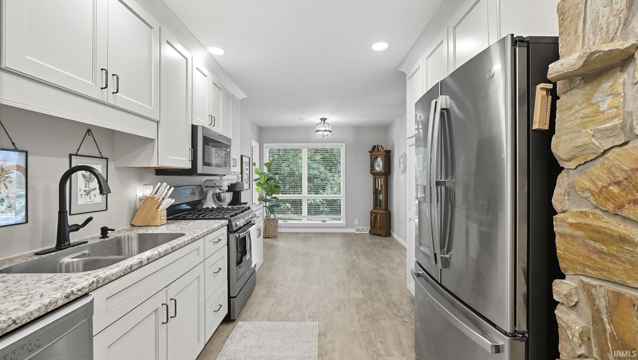 3484 North Hickory Road Decatur, IN 46733 - Photo 13 of 36