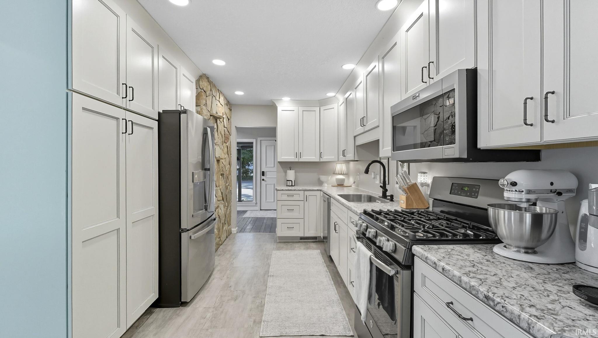 3484 North Hickory Road Decatur, IN 46733 - Photo 14 of 36