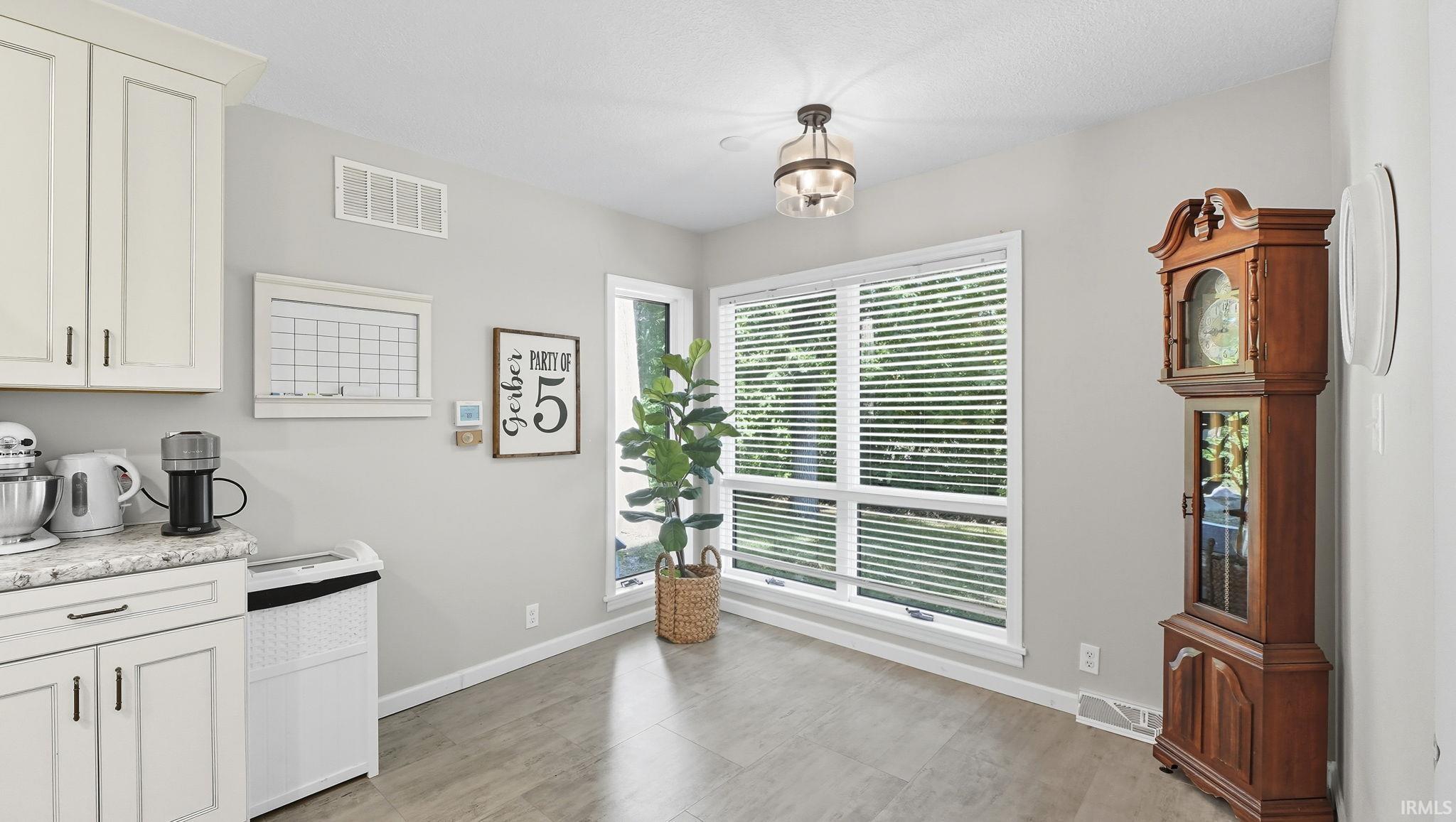 3484 North Hickory Road Decatur, IN 46733 - Photo 10 of 36