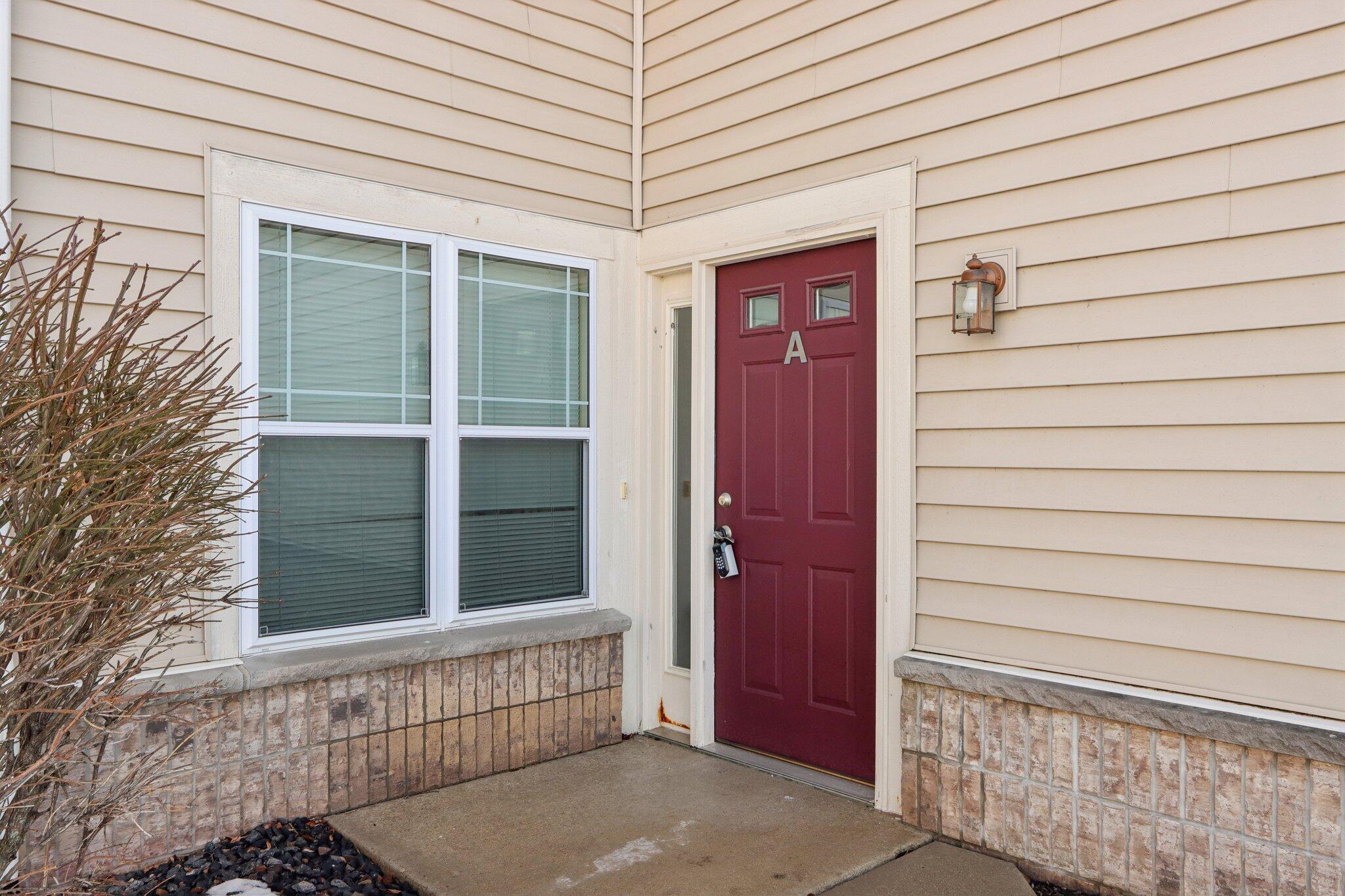 9405 South Cobblestone Way, Unit A Franklin, WI 53132 - Photo 12 of 15 Private Entry
