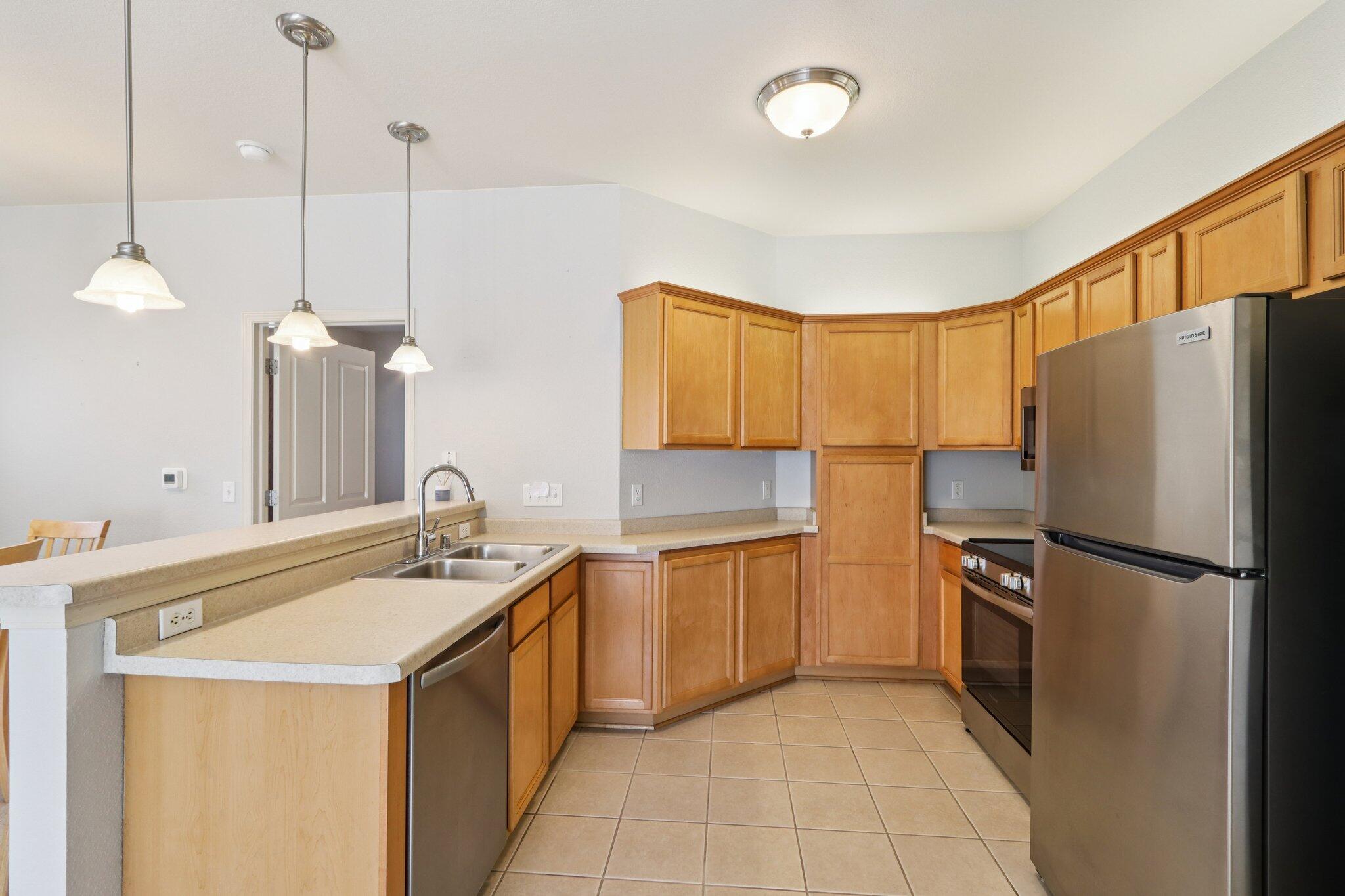 9405 South Cobblestone Way, Unit A Franklin, WI 53132 - Photo 2 of 15 Ample Cabinets