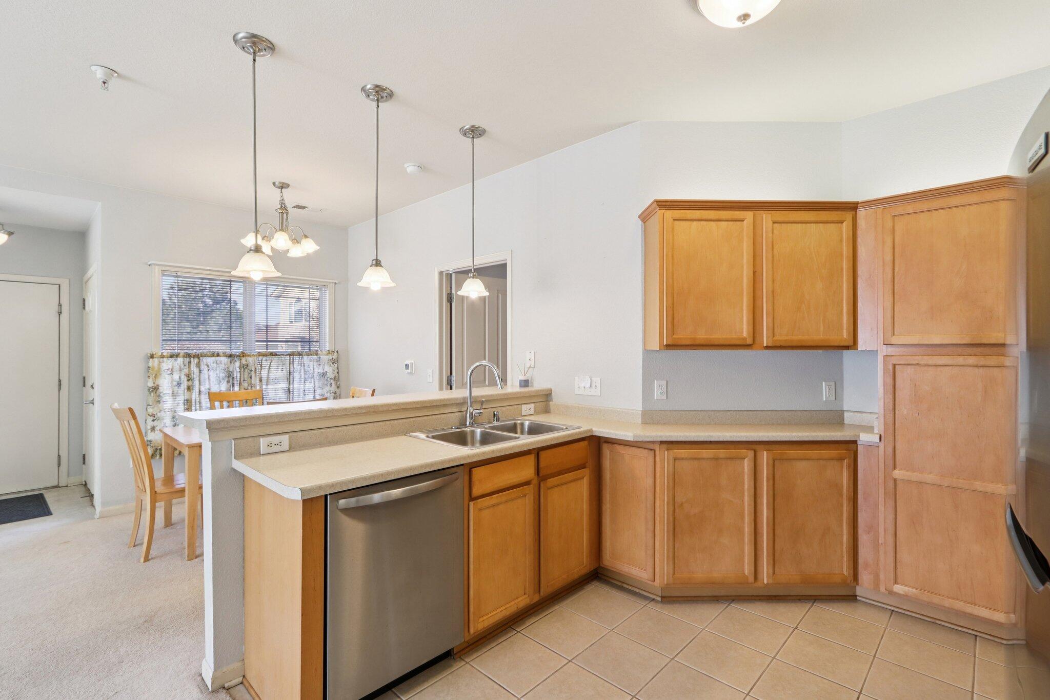 9405 South Cobblestone Way, Unit A Franklin, WI 53132 - Photo 3 of 15 Designed for Entertaining