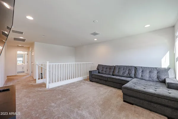 $2,795 | 7424 South 32nd Drive, Phoenix, AZ 85041