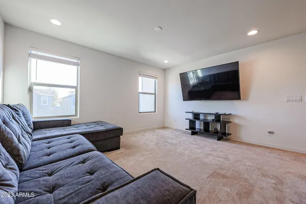 $2,795 | 7424 South 32nd Drive, Phoenix, AZ 85041