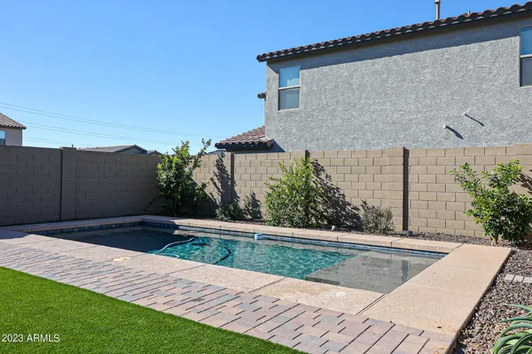 $2,795 | 7424 South 32nd Drive, Phoenix, AZ 85041