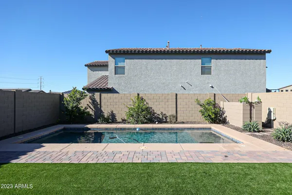 $2,795 | 7424 South 32nd Drive, Phoenix, AZ 85041