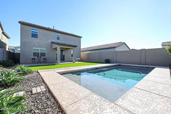 $2,795 | 7424 South 32nd Drive, Phoenix, AZ 85041