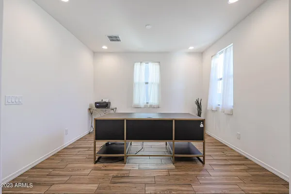 $2,795 | 7424 South 32nd Drive, Phoenix, AZ 85041