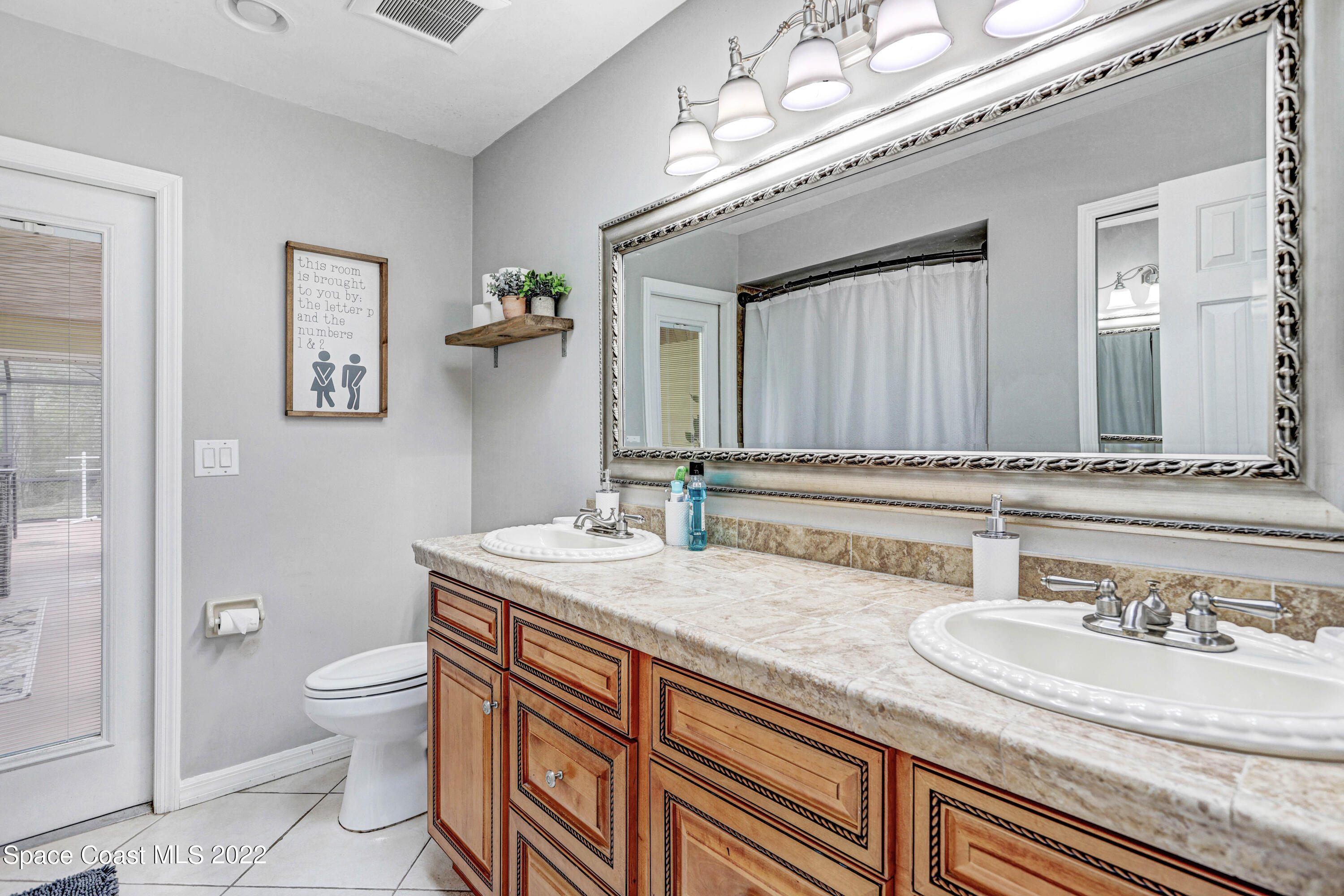 4500 Hunters Run Circle Grant Valkaria, FL 32949 - Photo 28 of 35 Bathroom #3