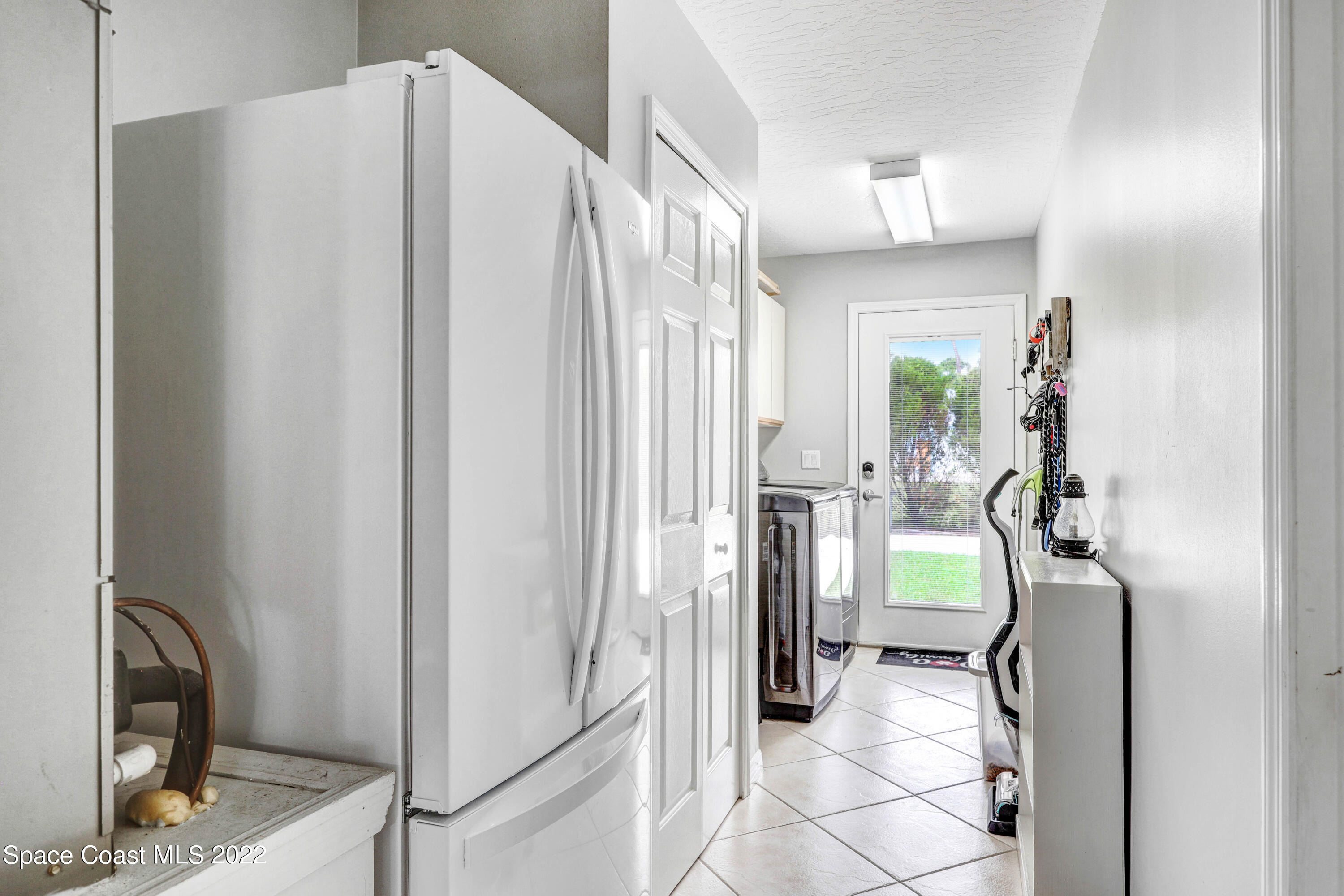 4500 Hunters Run Circle Grant Valkaria, FL 32949 - Photo 31 of 35 Laundry Room