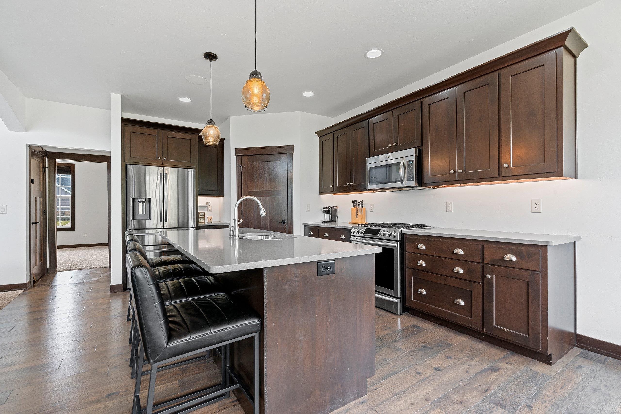 1013 Harvest Trail Appleton, WI 54913 - Photo 13 of 38