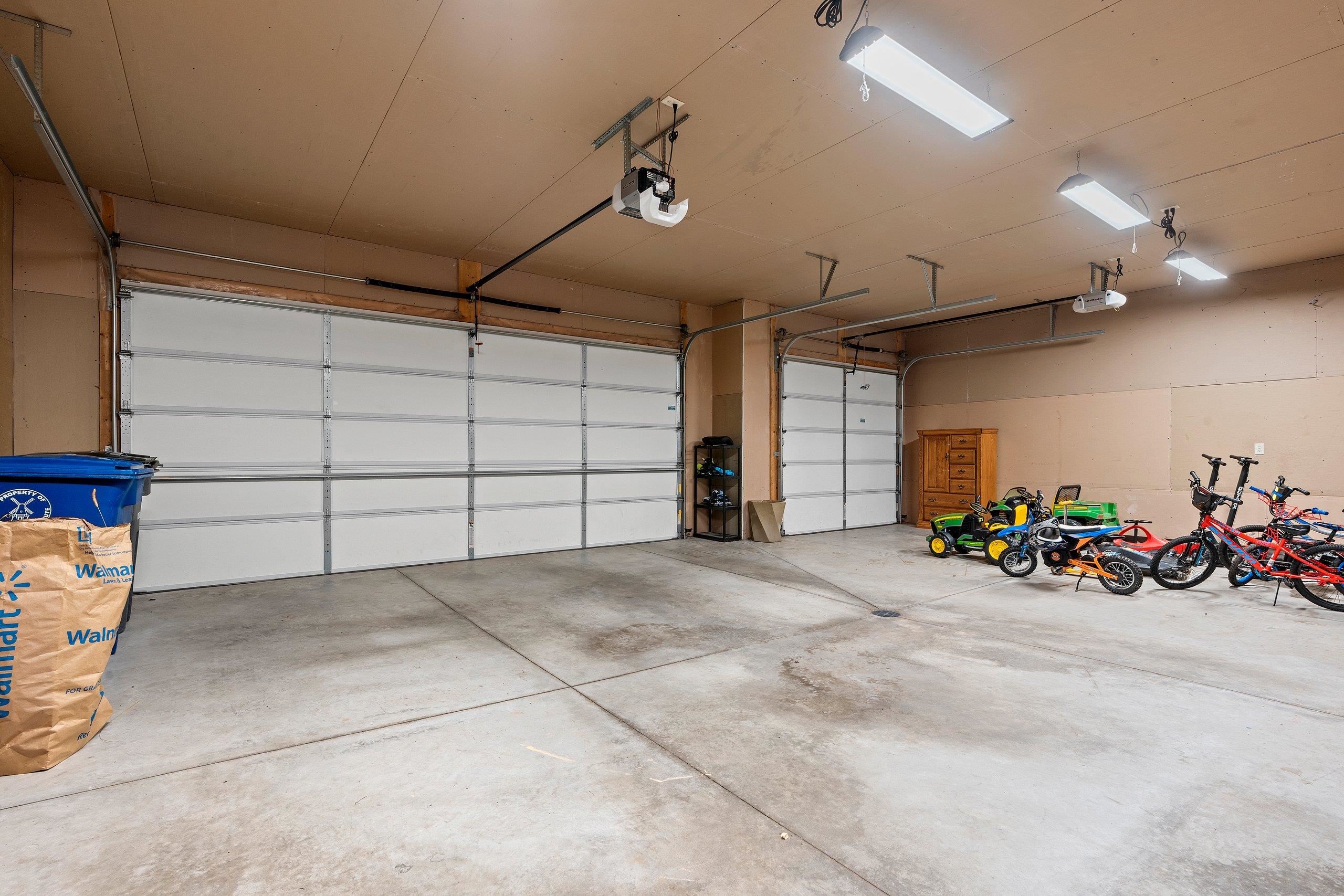 1013 Harvest Trail Appleton, WI 54913 - Photo 24 of 38