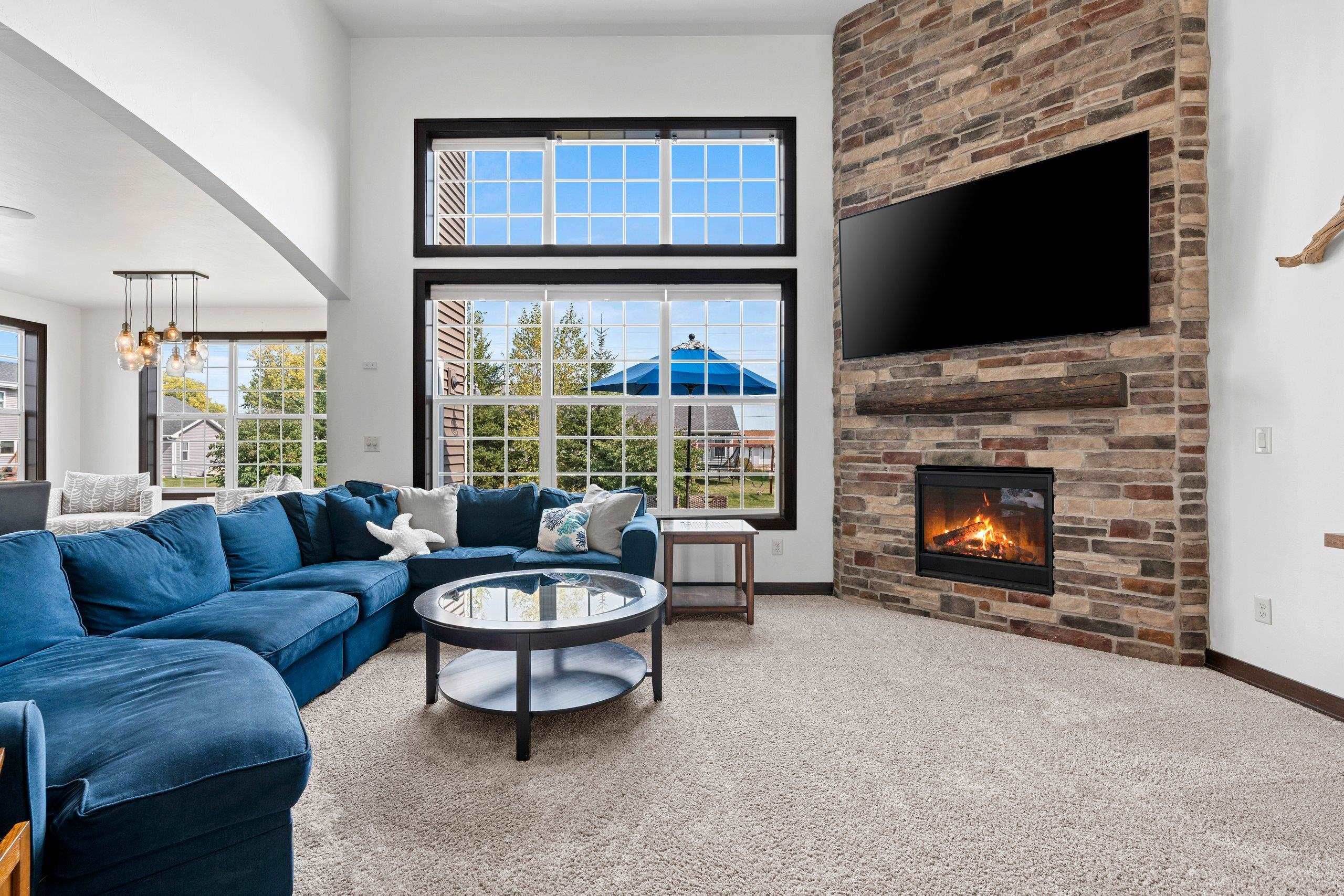 1013 Harvest Trail Appleton, WI 54913 - Photo 9 of 38