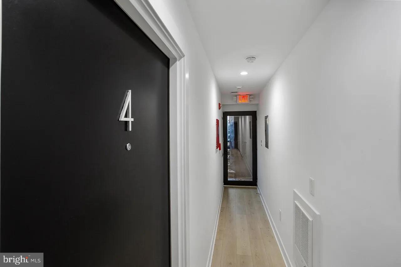 4 R Street Northwest, Unit 4 Washington, DC 20001 - Photo 3 of 38