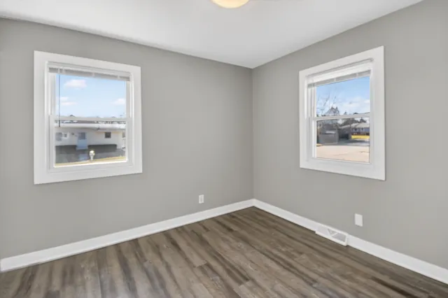 $299,900 | 6421 59th Avenue, Kenosha, WI 53142