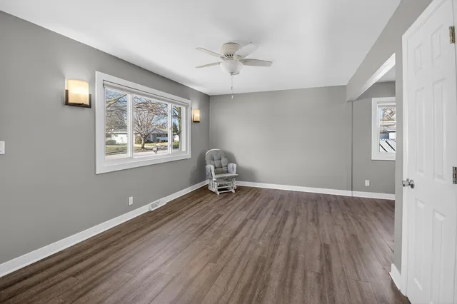 $299,900 | 6421 59th Avenue, Kenosha, WI 53142