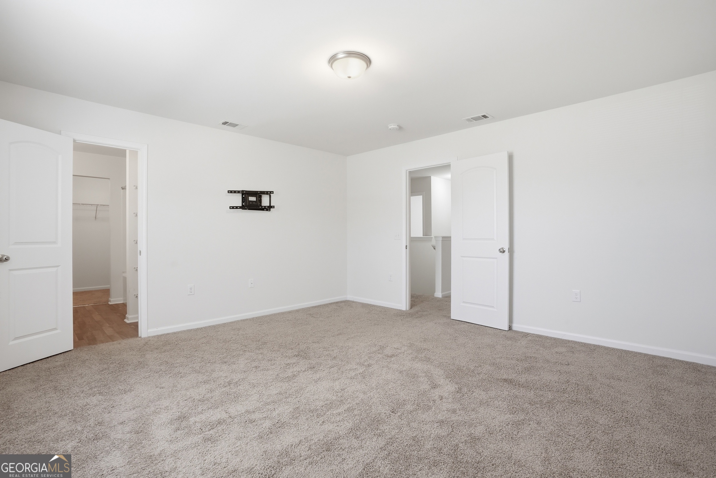 225 Rendell Lane Hinesville, GA 31313 - Photo 21 of 33 a view of an empty room