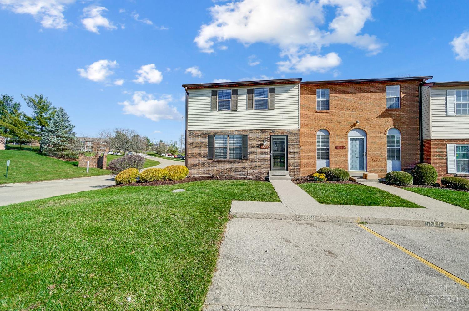 5563 Old Blue Rock Road Cincinnati, OH 45247 - Photo 3 of 48