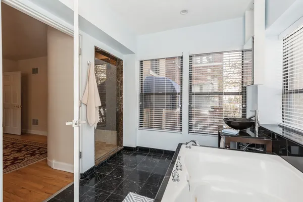 a view of a livingroom with workspace