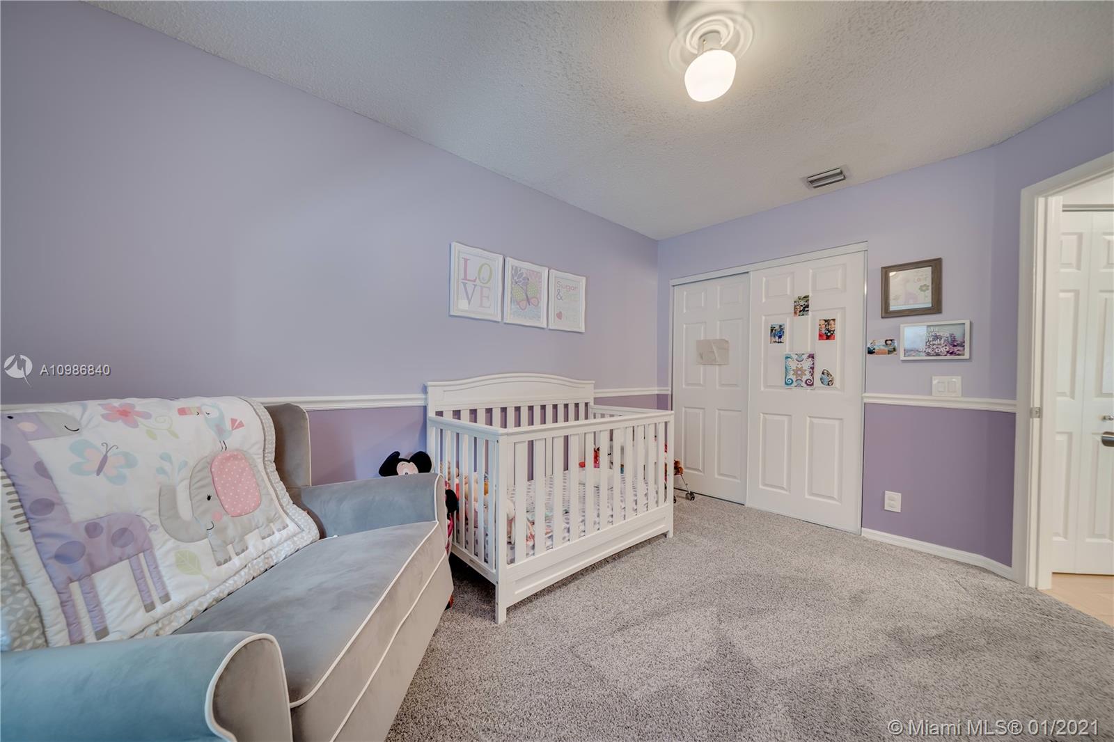 3230 Overlook Road Davie, FL 33328 - Photo 29 of 47