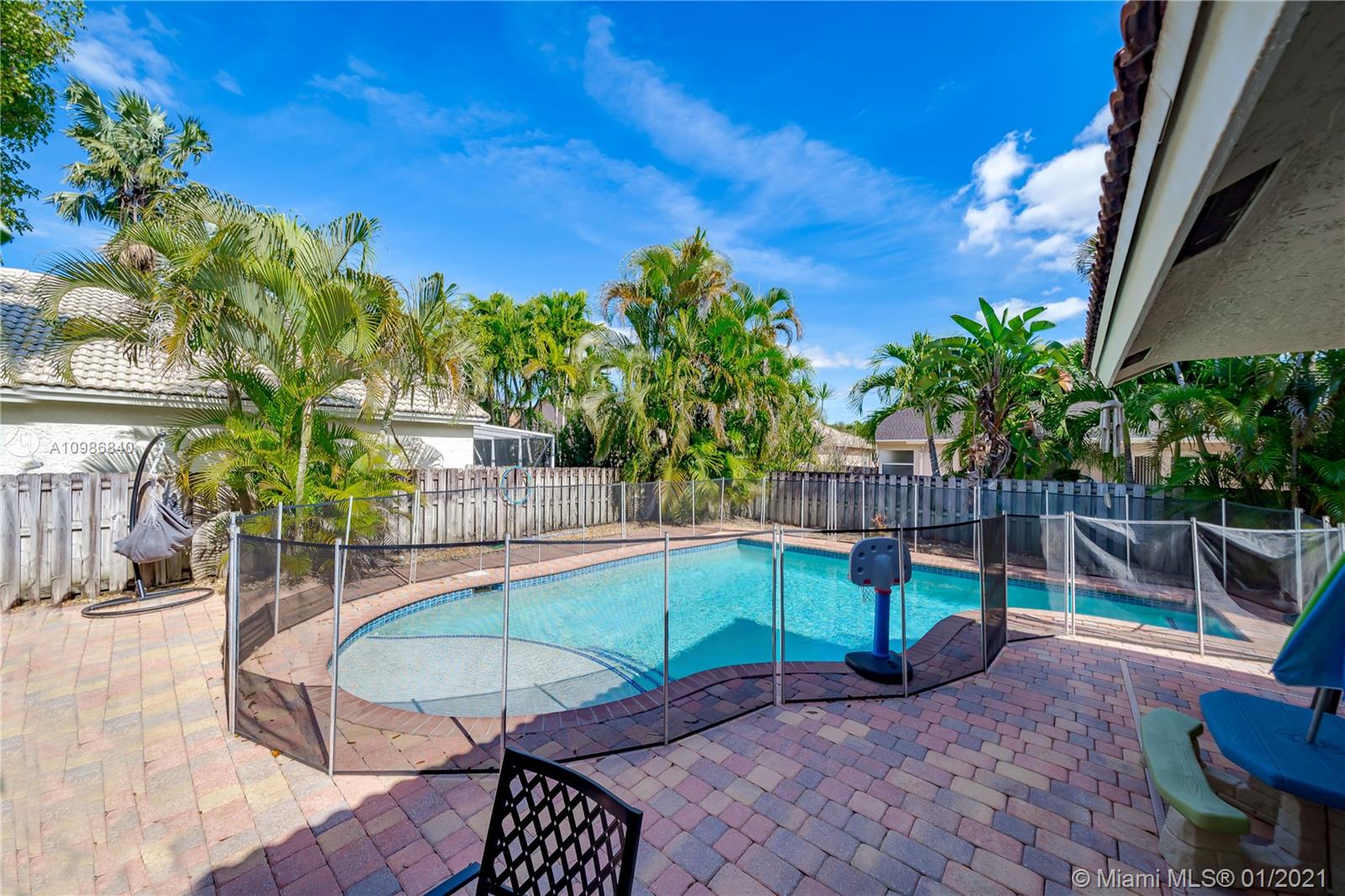 3230 Overlook Road Davie, FL 33328 - Photo 46 of 47