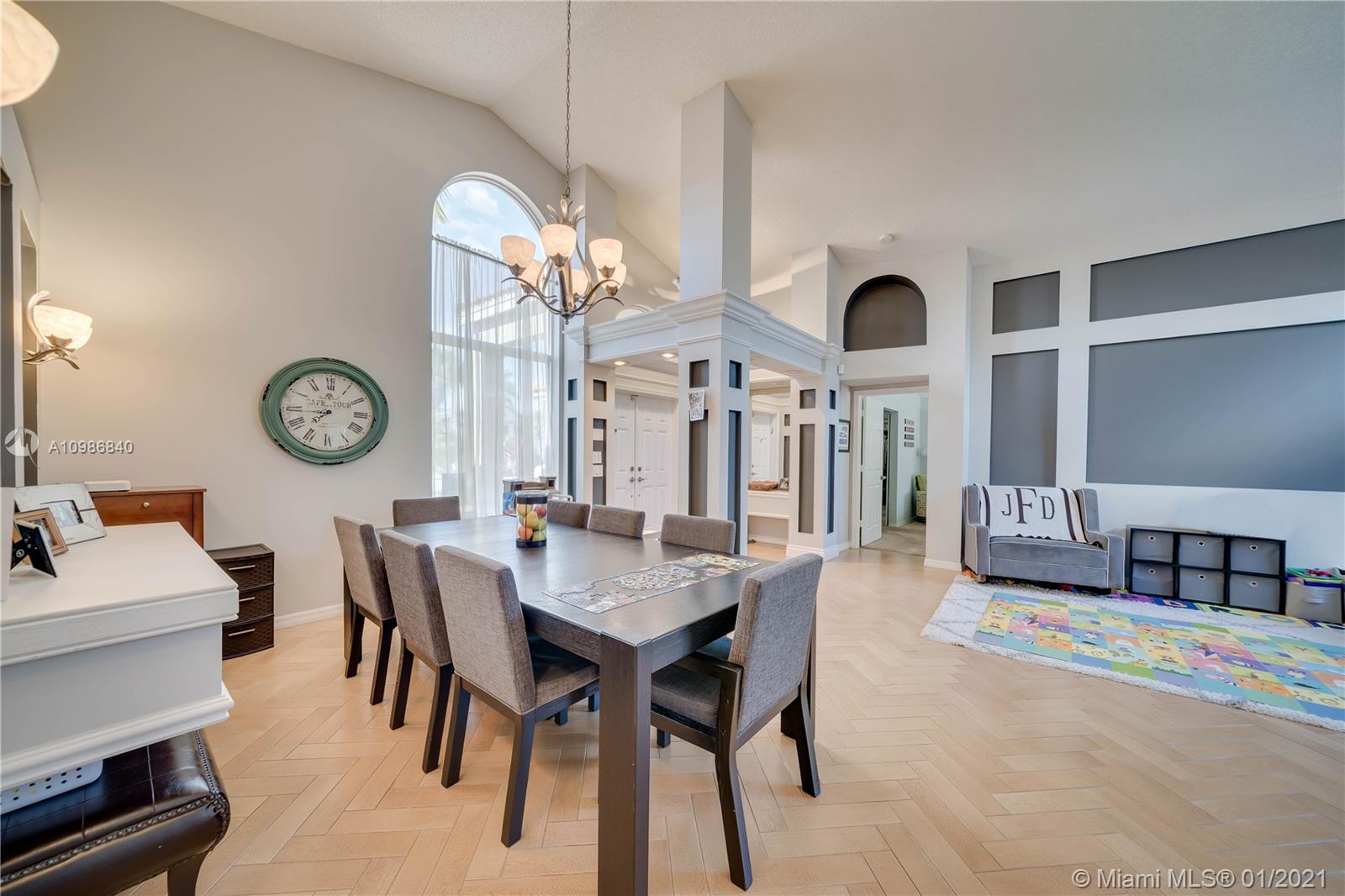 3230 Overlook Road Davie, FL 33328 - Photo 9 of 47