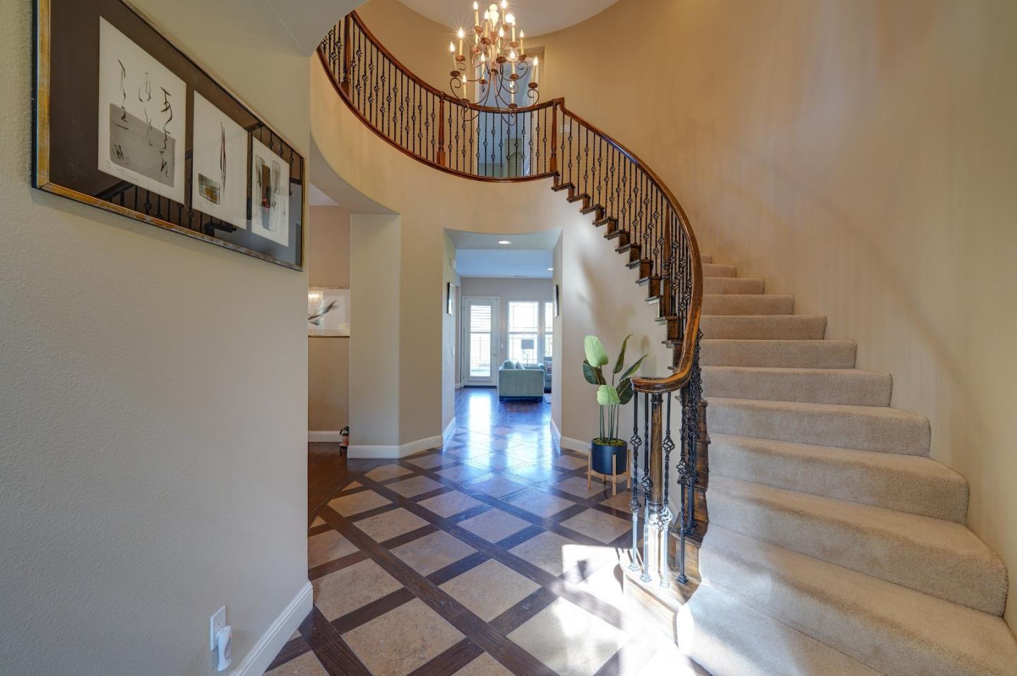 2400 Club Drive Gilroy, CA 95020 - Photo 9 of 67