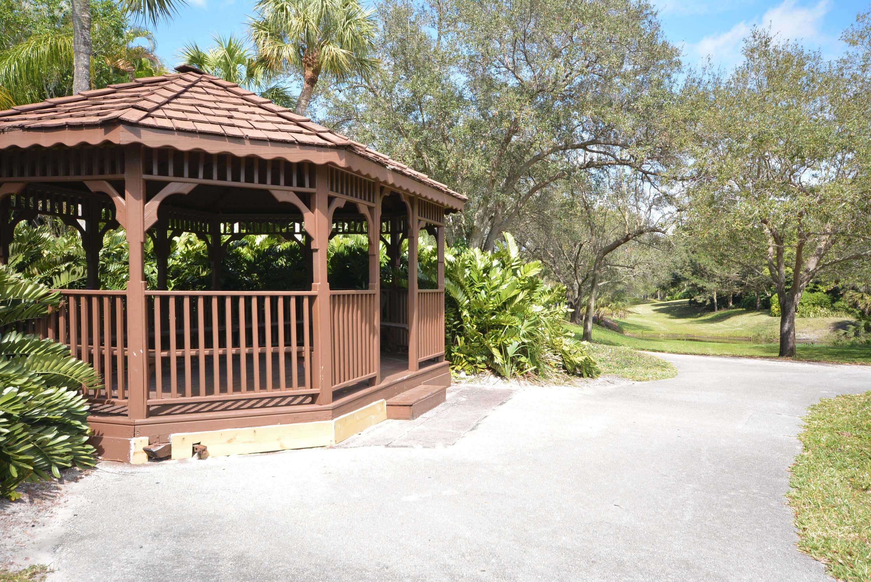 7548 Estrella Circle Boca Raton, FL 33433 - Photo 70 of 73 74_estancia (6)