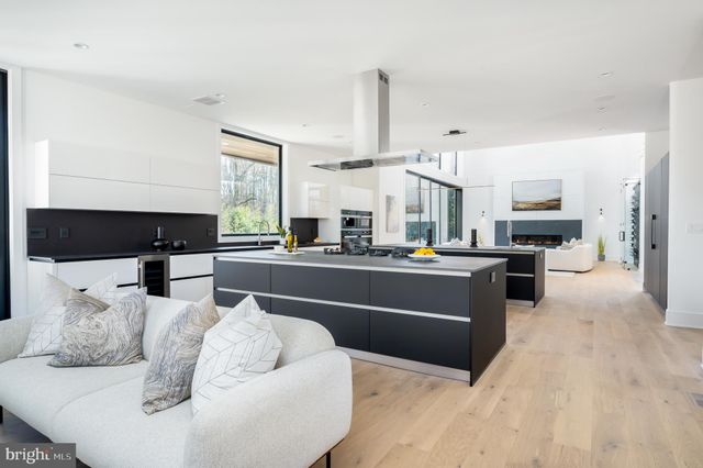 $5,100,000 | 1059 Rector Lane, McLean, VA 22102