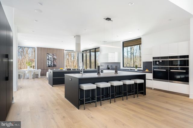 $5,100,000 | 1059 Rector Lane, McLean, VA 22102