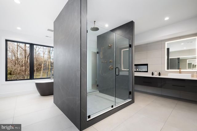 $5,100,000 | 1059 Rector Lane, McLean, VA 22102