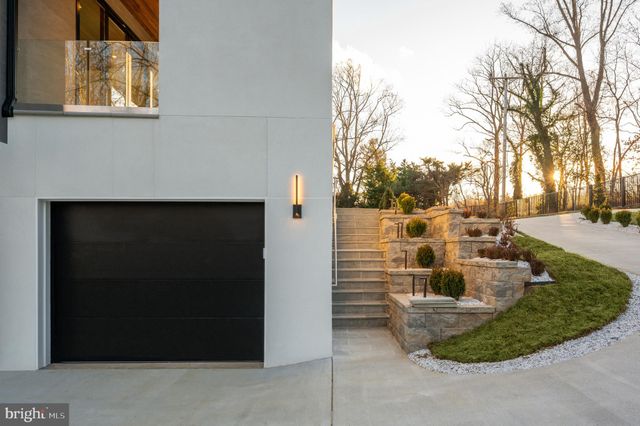 $5,100,000 | 1059 Rector Lane, McLean, VA 22102