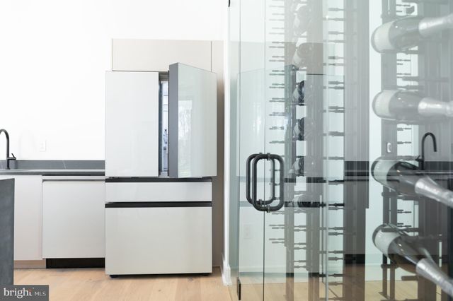 $5,100,000 | 1059 Rector Lane, McLean, VA 22102