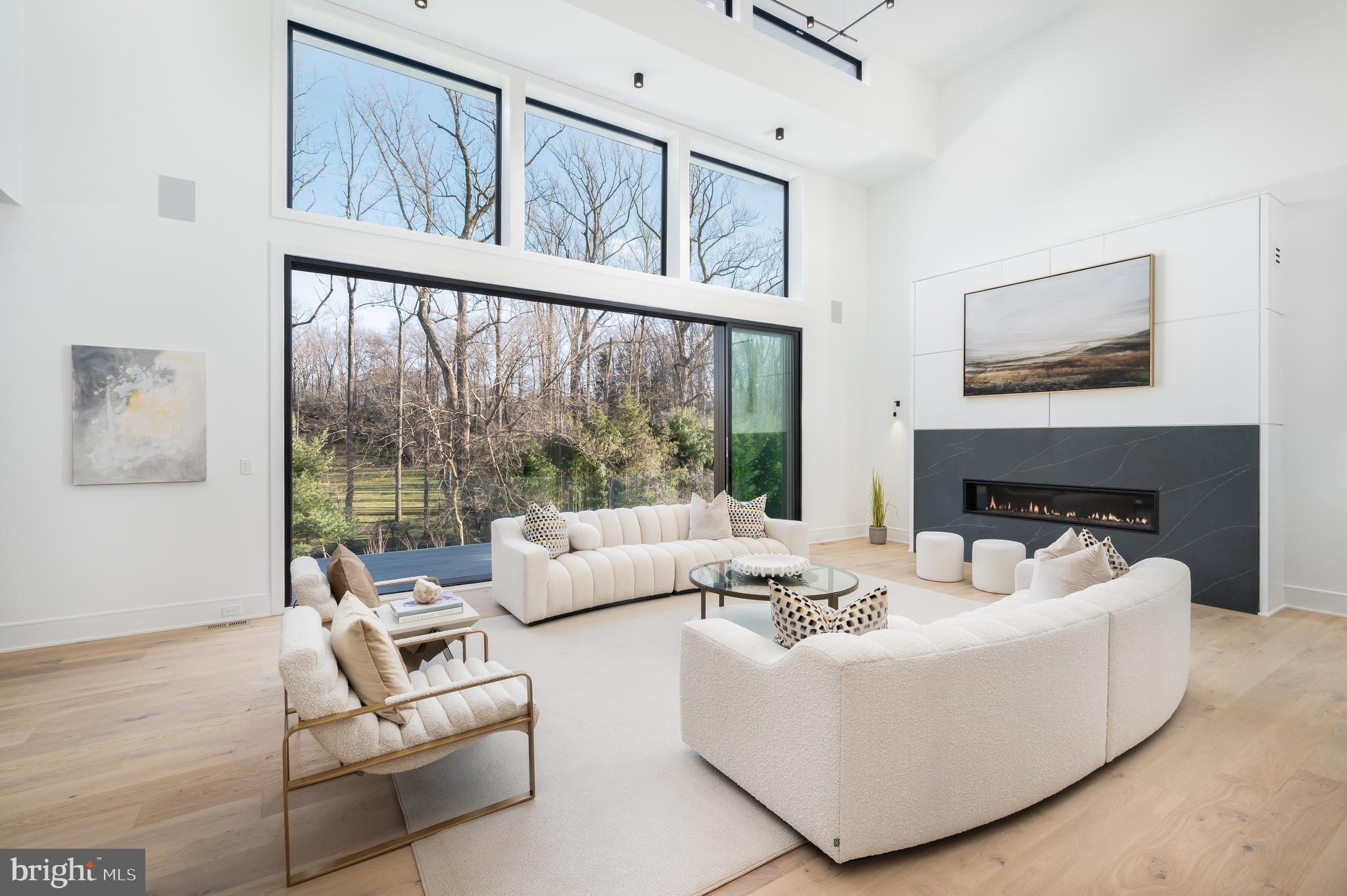 1059 Rector Lane McLean, VA 22102 - Photo 9 of 51 Gallery Image 9