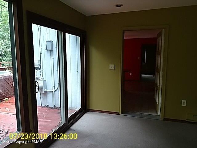 263 Canterbury Road Bushkill, PA 18324 - Photo 14 of 16