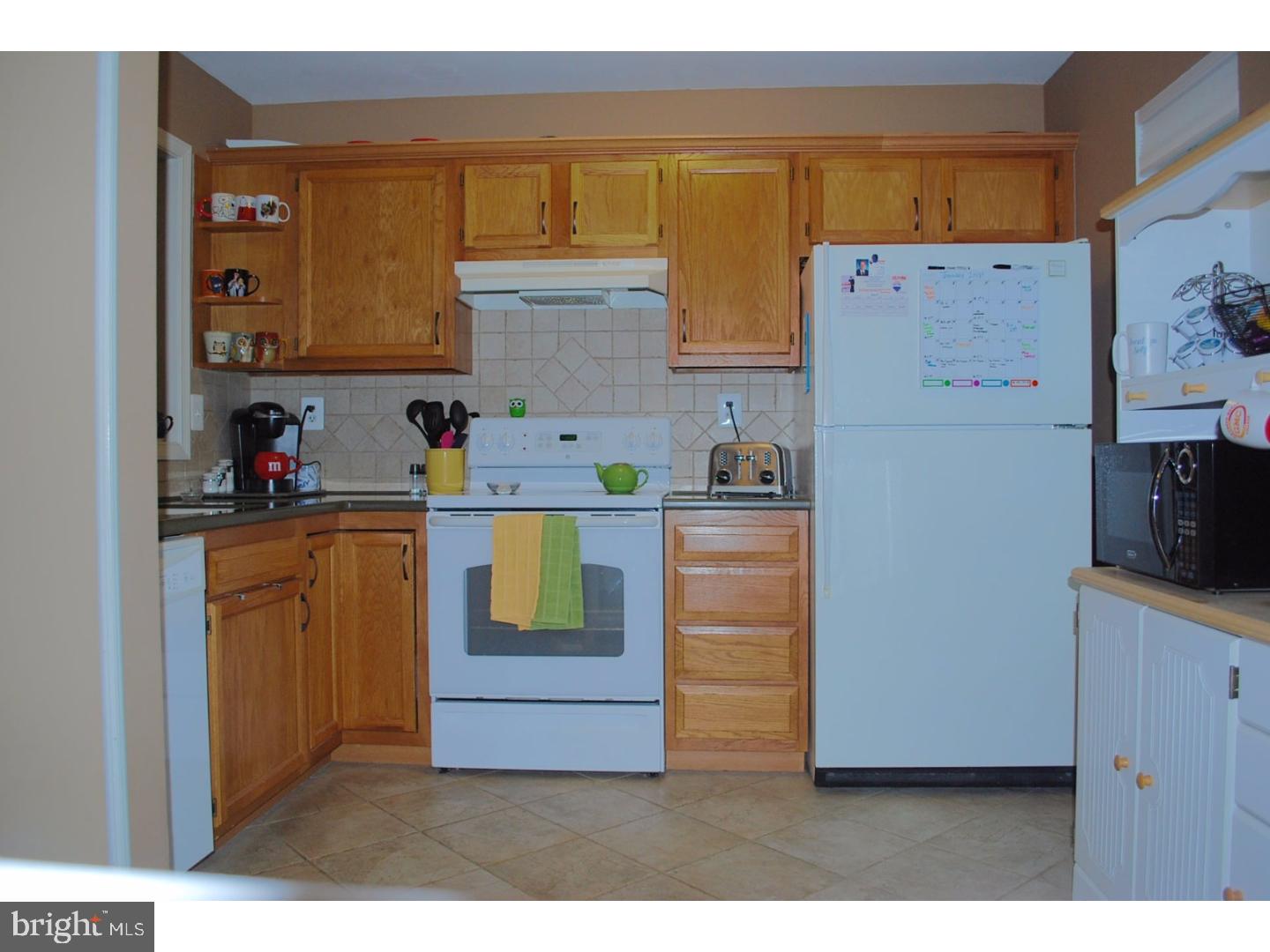 265 Miley Road Aston, PA 19014 - Photo 8 of 22 Kitchen