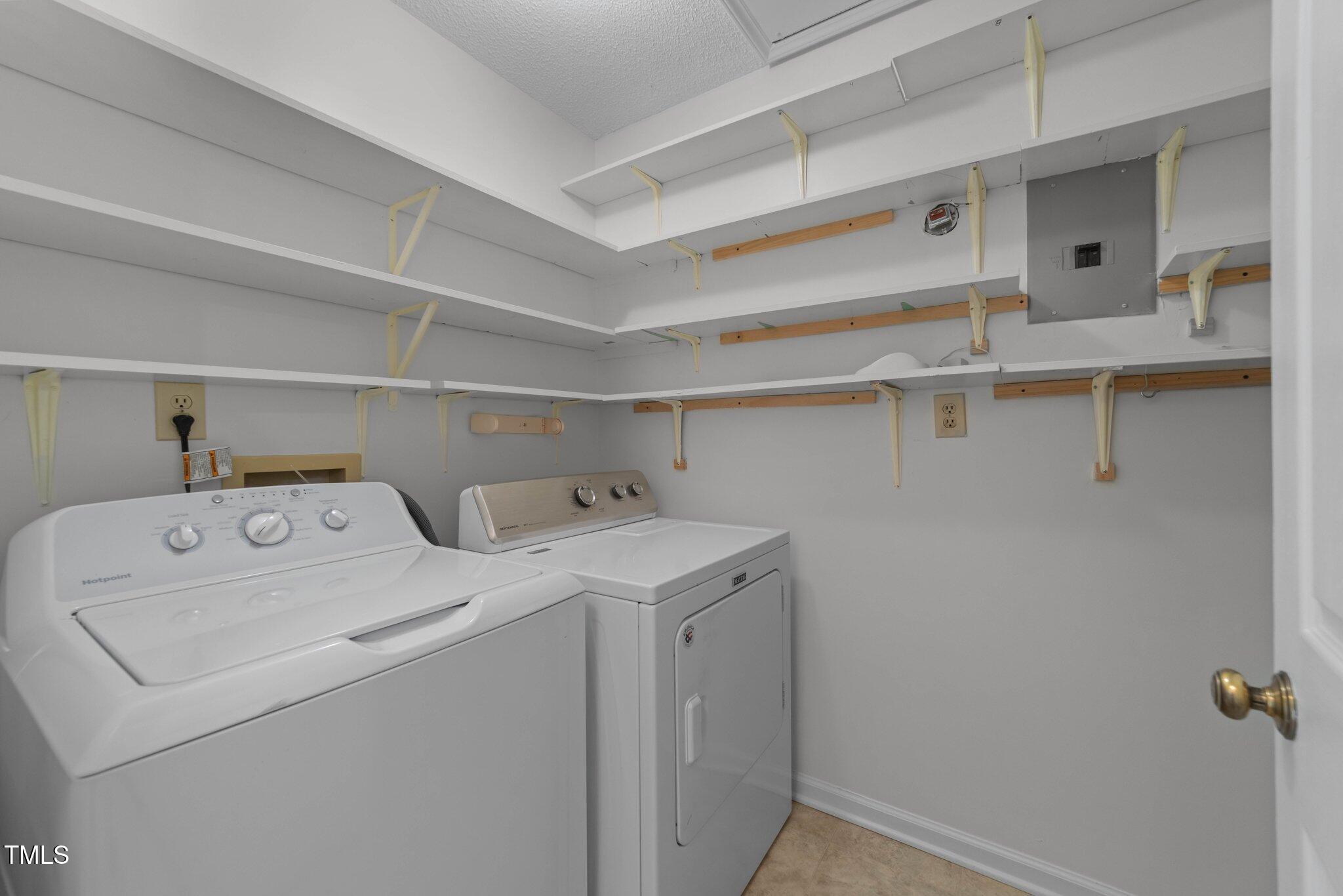 2652 Cottage Circle Raleigh, NC 27613 - Photo 13 of 35 laundry