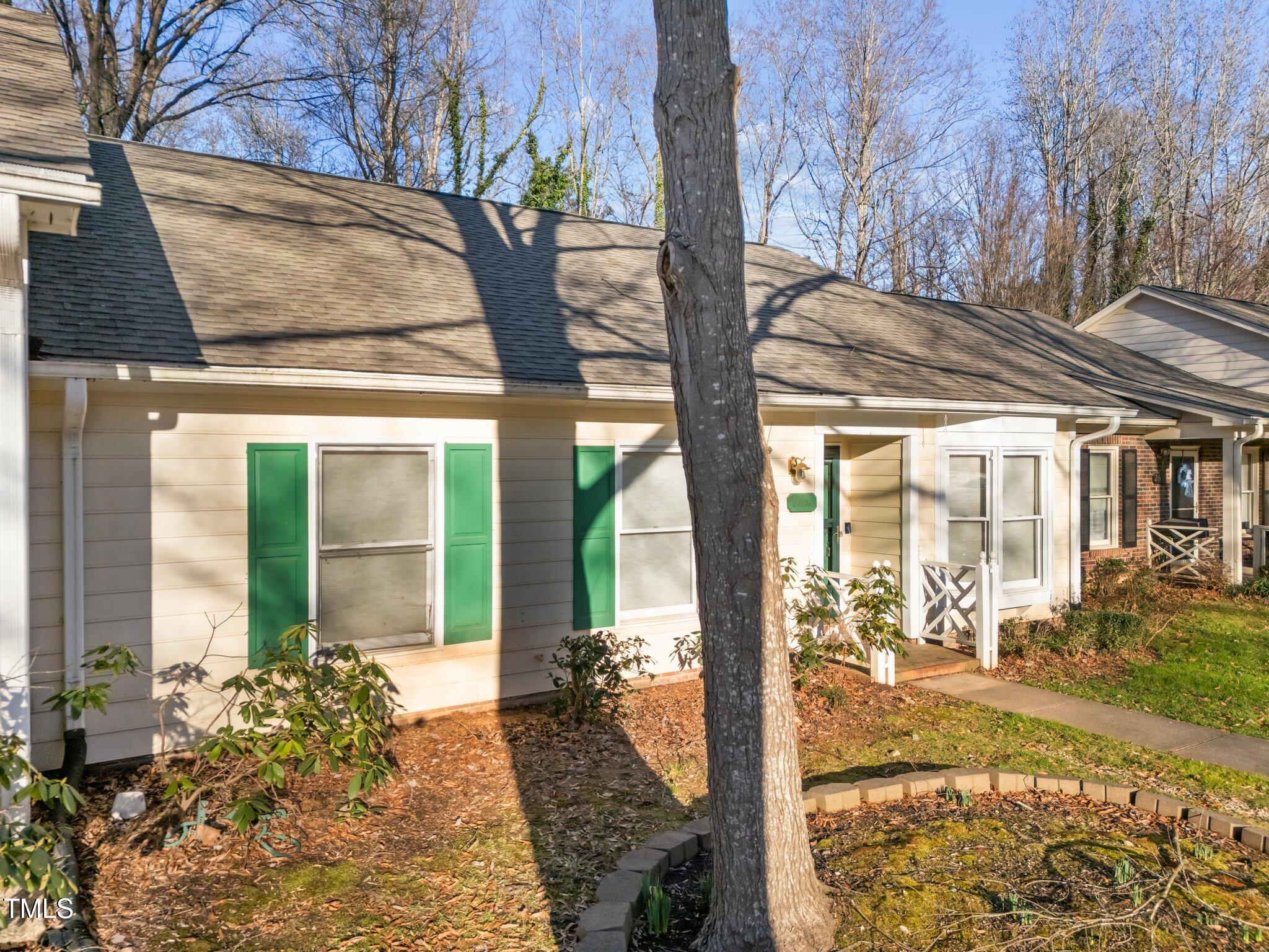 2652 Cottage Circle Raleigh, NC 27613 - Photo 26 of 35 front