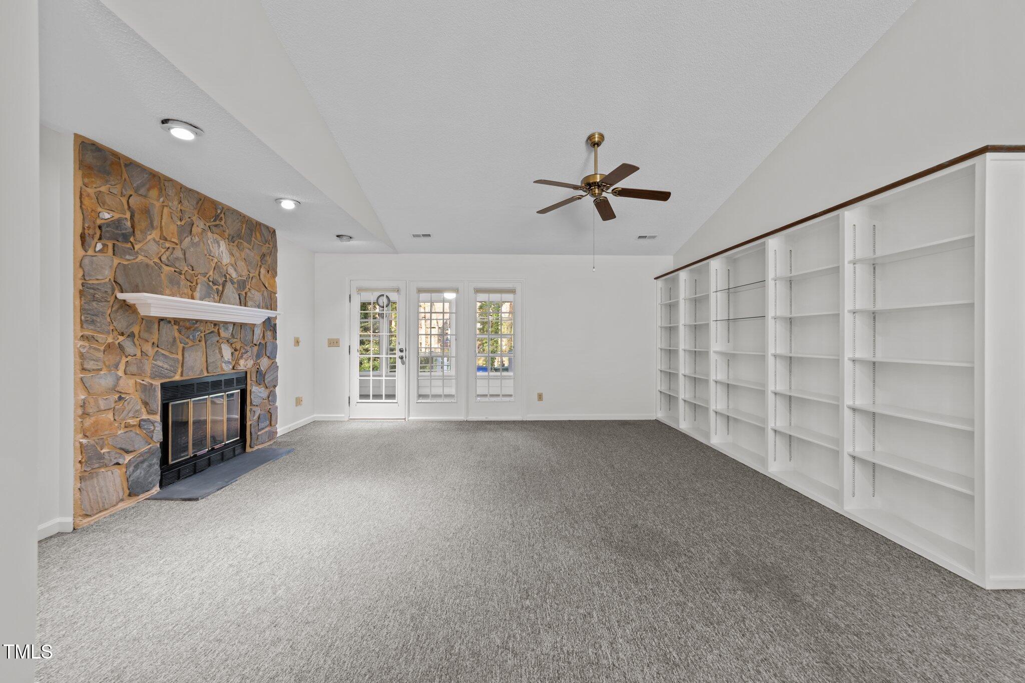 2652 Cottage Circle Raleigh, NC 27613 - Photo 8 of 35 family room