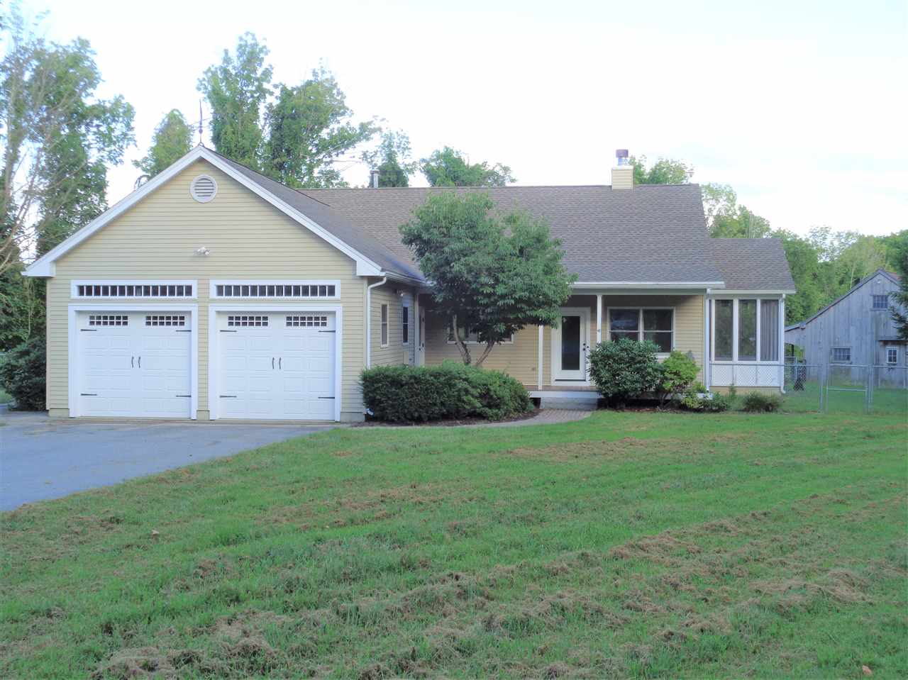 48 Tenney Road Sandown, NH 03873 - Photo 1 of 40